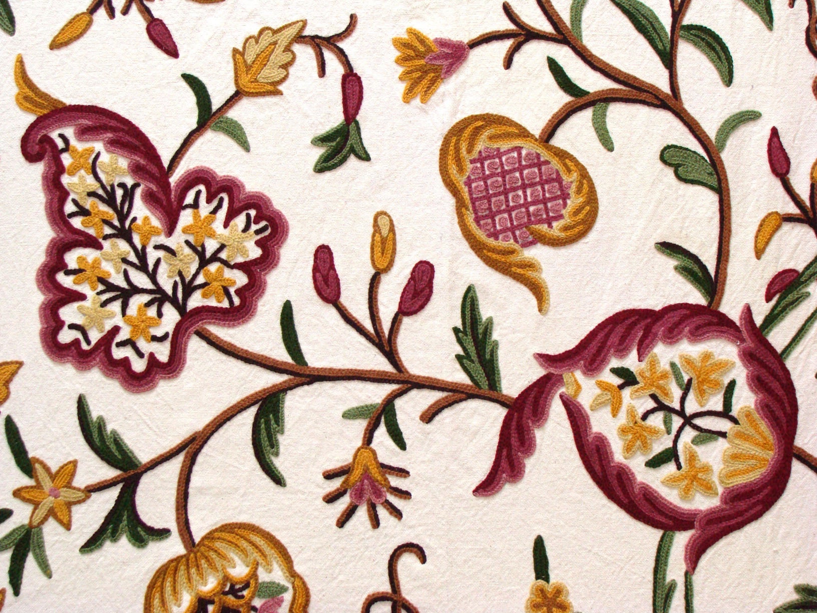 Cotton Crewel Bedspread Bedcover Hand Embroidered Kashmir 2 Ply Wool on Cotton Multicolor Queen Size 102" x 86" inches