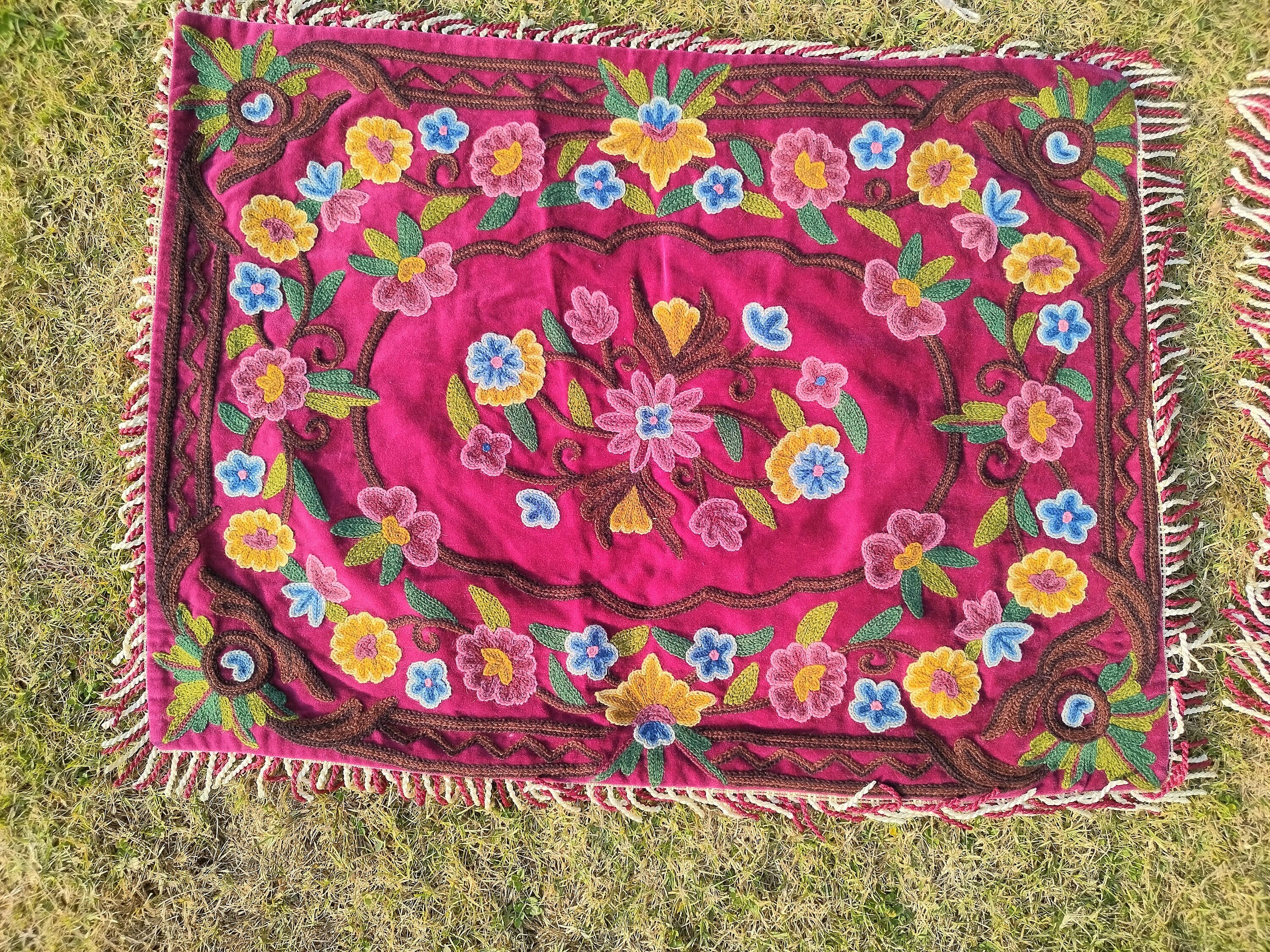 Kashmiri Wool on Velvet Crewel Embroidered Queen Size Bedspread 104" x 86" with Pillow and Cushion Covers